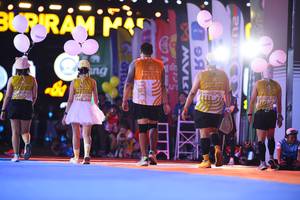 BIB: 
                            <button type="button" onclick="openModal(23273563)" class="btn btn-primary btn-sm float-right btn-popup" data-toggle="modal" data-target=".modal-high-quality">
                        <i class="fas fa-shopping-cart"></i> Add to Cart
                    </button>
                                            <button type="button" onclick="isThisMe(23273563, true)" class="btn btn-success btn-sm float-right btn-popup btn-isme hidden" data-toggle="tooltip" data-placement="bottom" title="นี่คือรูปของคุณใช่ไหม คลิกที่นี่เพื่อเอาเข้าอัลบั้ม">
                        <i class="fas fa-plus"></i> Add to album
                    </button>
                    <button type="button" onclick="isThisMe(23273563, false)" class="btn btn-warning btn-sm float-right btn-popup btn-isnotme hidden">
                        <i class="fas fa-ban"></i> Remove from album
                    </button>